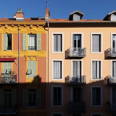 Seabreeze Port * ニース