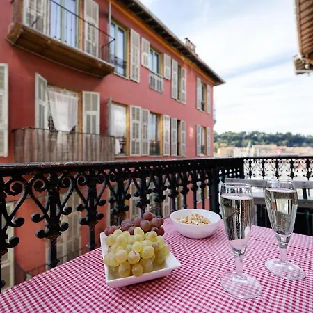 Seabreeze Port ニース